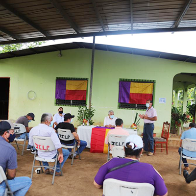 Blandón se reúne con miembros del partido en La Villa de Los Santos