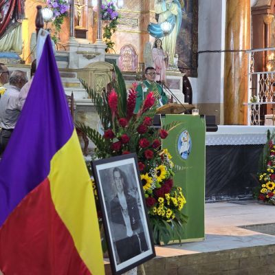 PARTIDO PANAMEÑISTA CONMEMORA 37 AÑOS DE LA PARTIDA FÍSICA DEL DR. ARNULFO ARIAS MADRID